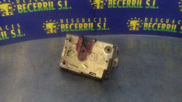 Zamek drzwi przednich prawych 7701031778 RENAULT