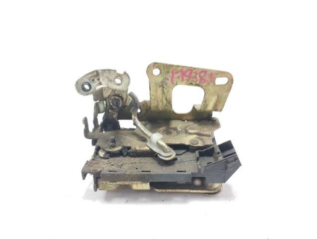 Zamek drzwi tylnych prawych 7701031779 RENAULT