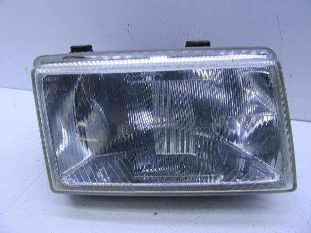 Reflektor prawy 7701032011 RENAULT