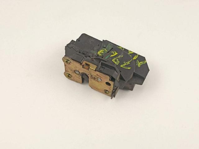 Zamek drzwi tylnych lewych 7701038439 RENAULT