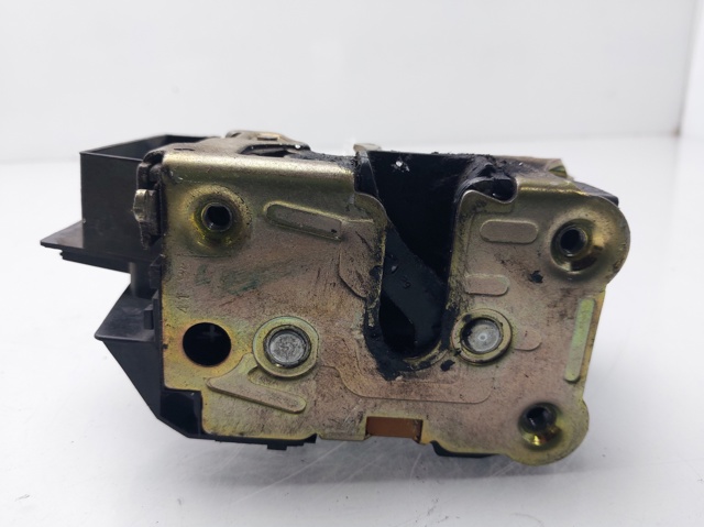 Zamek drzwi tylnych lewych 7701038439 RENAULT