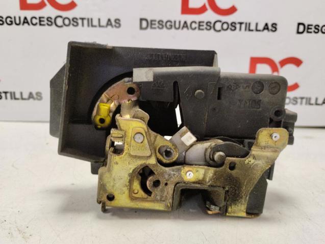 Zamek drzwi tylnych lewych 7701038439 RENAULT