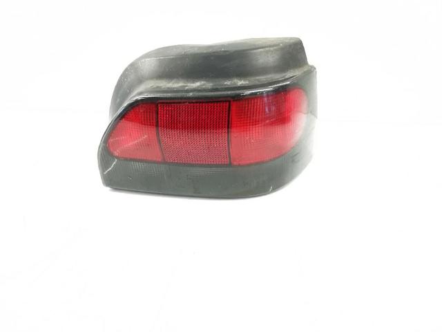 Lampa zespolona tylna prawa 7701039013 RENAULT