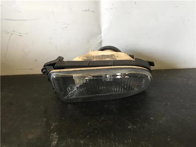 Lampa przeciwmgielna lewa 7701040680 RENAULT