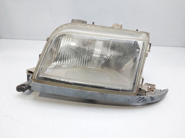 Reflektor prawy 7701042148 RENAULT