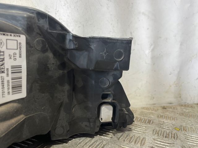 7701048927 Renault (RVI)