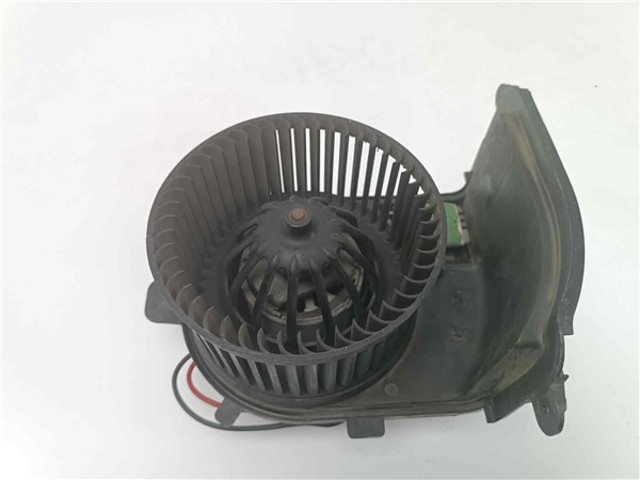 7701049076 Renault (RVI)