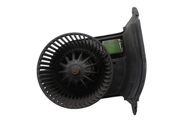 7701049076 Renault (RVI)