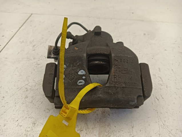 7701049104 Renault (RVI)