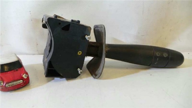 7701053055 Renault (RVI)