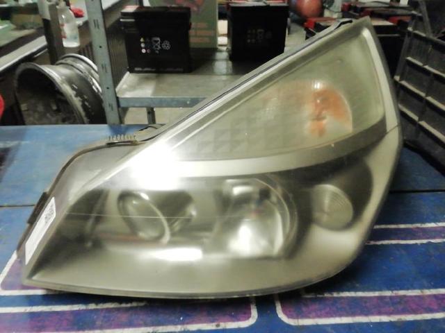 Reflektor lewy 7701053979 RENAULT