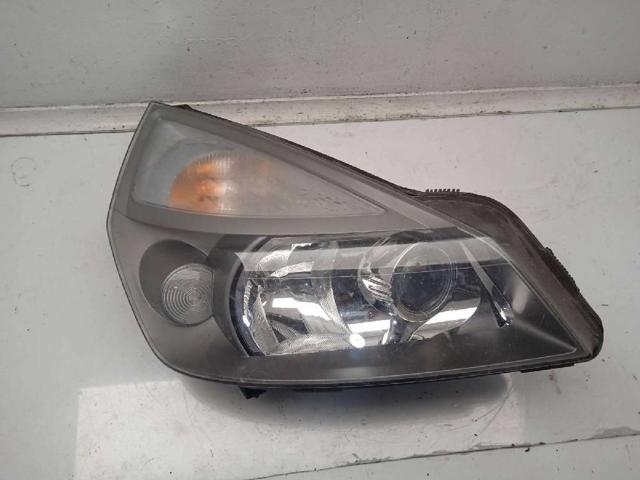 Reflektor prawy 7701053980 RENAULT