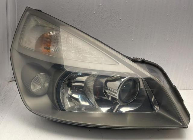 Reflektor prawy 7701053980 RENAULT