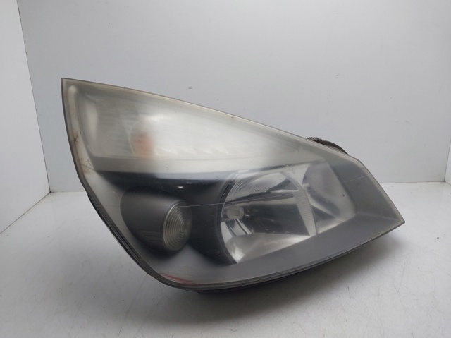 Reflektor prawy 7701053980 RENAULT
