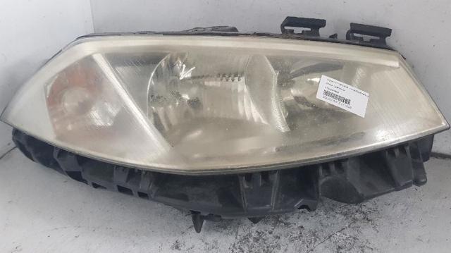 Reflektor prawy 7701054655 RENAULT