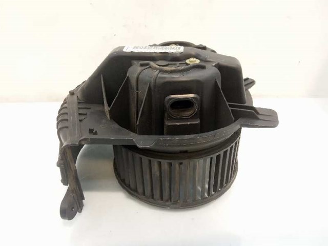 7701056598 Renault (RVI)
