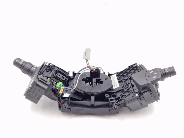 Pierścień kontaktowy AIRBAG, taśma kierownicy  7701060400 RENAULT