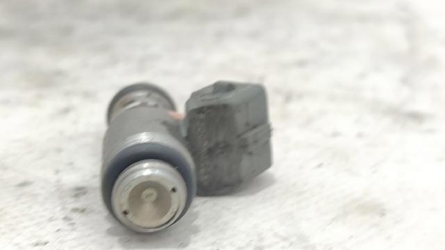 7701061008 Renault (RVI)