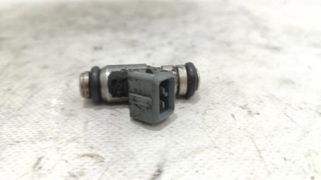 7701061008 Renault (RVI)