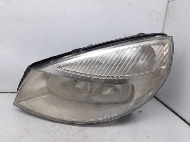 Reflektor lewy 7701064132 RENAULT