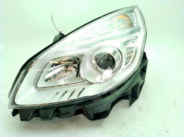 Reflektor lewy 7701065913 RENAULT