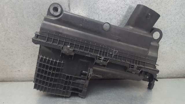 Filtr powietrza 7701068471 RENAULT