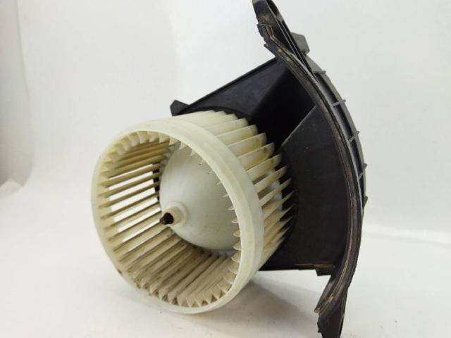 7701068992 Renault (RVI)