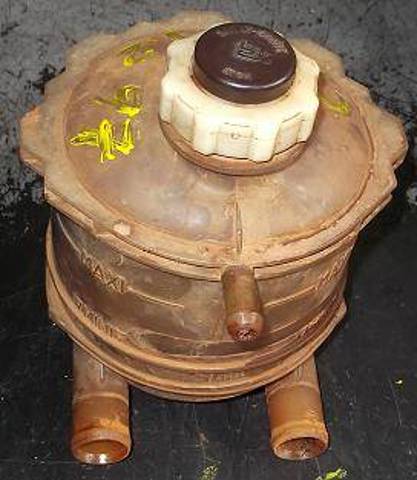 Zbiorniczek wyrównawczy układu chłodzenia 7701203218 RENAULT