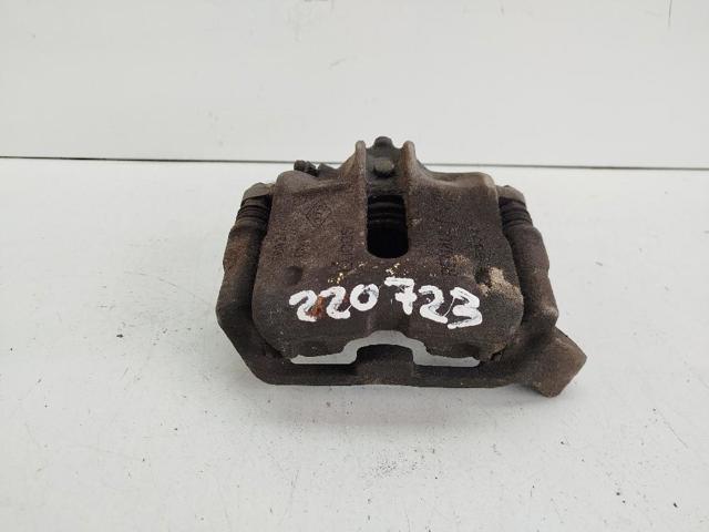7701205833 Renault (RVI)