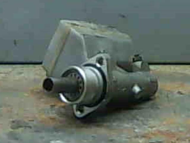 Główny cylinder hamulców 7701206792 RENAULT