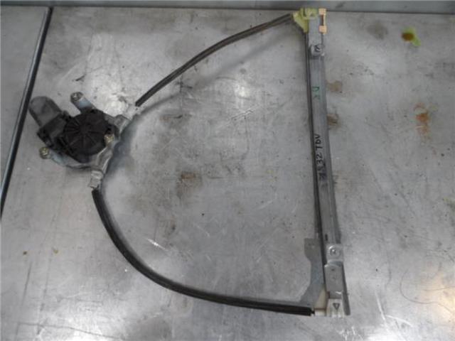 Mechanizm podnoszenia szyby drzwi przednich prawych 7701207254 RENAULT