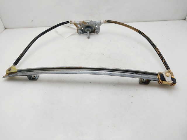 Mechanizm podnoszenia szyby drzwi przednich prawych 7701207254 RENAULT