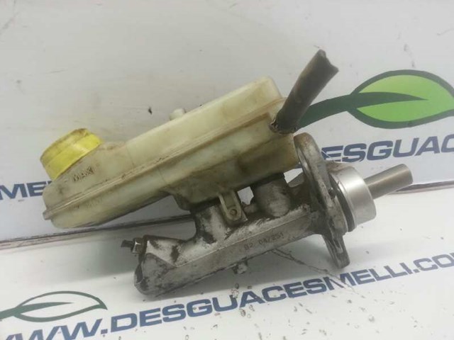 Główny cylinder hamulców 7701207697 RENAULT