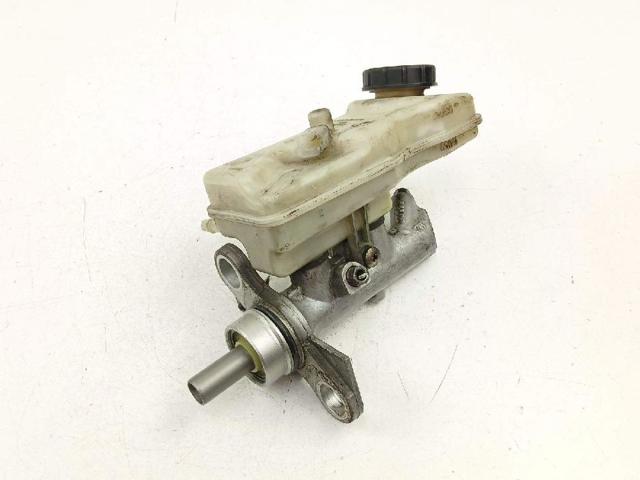 Główny cylinder hamulców 7701207697 RENAULT