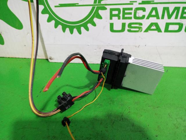 Rezystor wentylatora nagrzewnicy (ogrzewacza kabiny) 7701207718 RENAULT