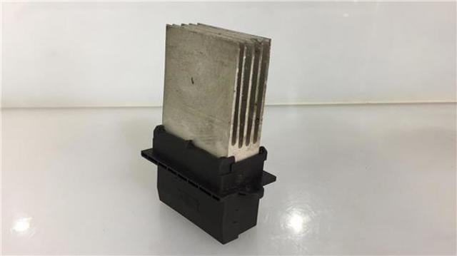 Rezystor wentylatora nagrzewnicy (ogrzewacza kabiny) 7701207718 RENAULT