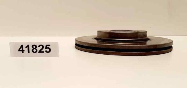 Tarcza hamulcowa przednia 7701207795 RENAULT