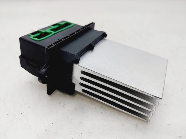 7701207876 Renault (RVI)
