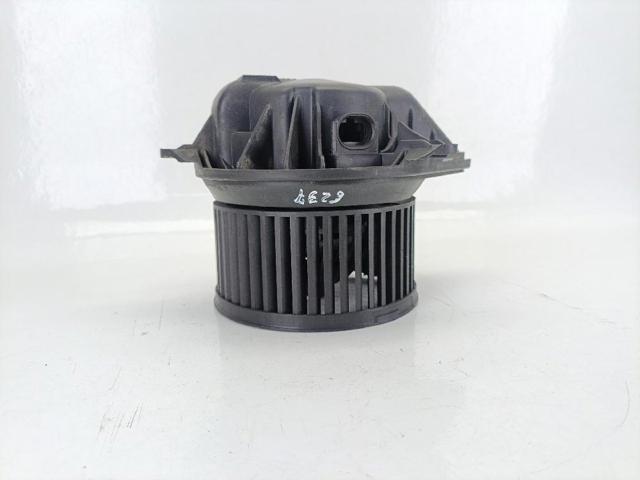 7701208225 Renault (RVI)