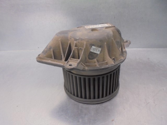 7701208225 Renault (RVI)