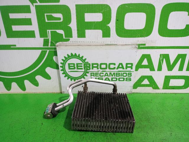 7701208227 Renault (RVI)
