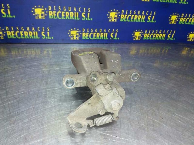 7701208257 Renault (RVI)