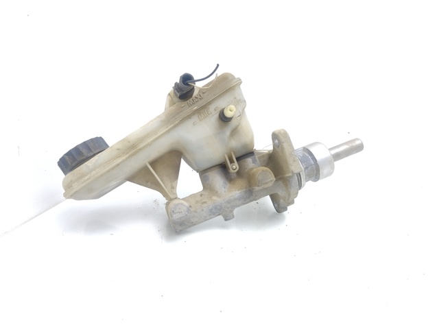 Cylinder hamulcowy Nissan Primastar