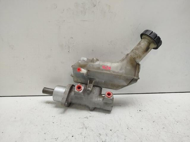 Główny cylinder hamulców 7701208398 RENAULT