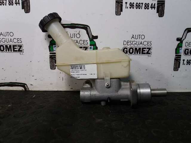 Główny cylinder hamulców 7701208398 RENAULT