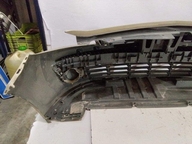 7701208681 Renault (RVI)