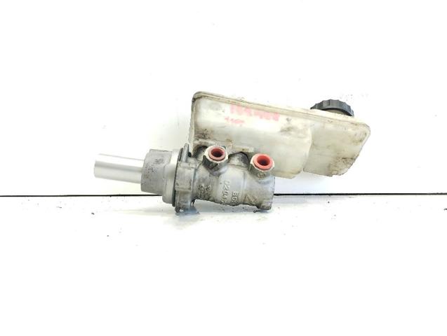 Główny cylinder hamulców 7701209764 RENAULT