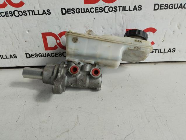 Główny cylinder hamulców 7701209764 RENAULT