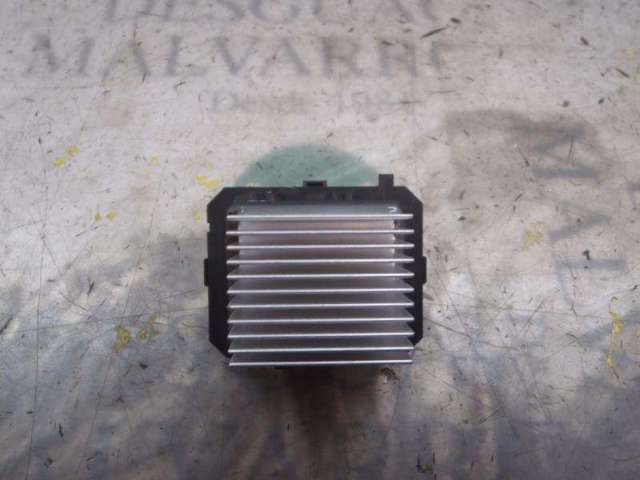 Rezystor wentylatora nagrzewnicy (ogrzewacza kabiny) 7701209850 RENAULT