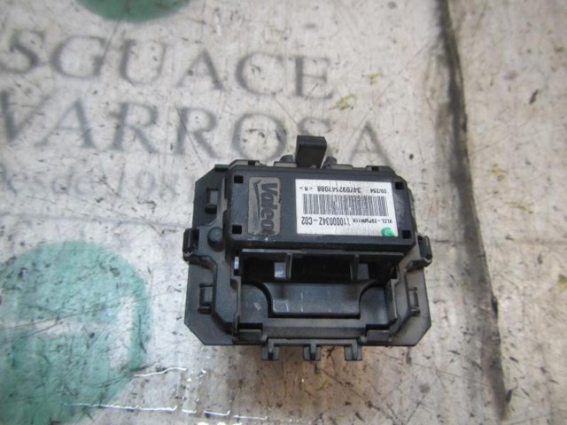Rezystor wentylatora nagrzewnicy (ogrzewacza kabiny) 7701209850 RENAULT